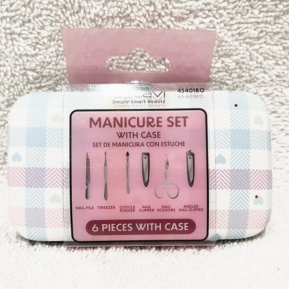 Celavi 6 pc. Manicure Set & Gingham Travel Case NWT